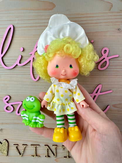 1982 Kenner Strawberry Shortcake Lemon Meringue with Frappe *Berry Vault*