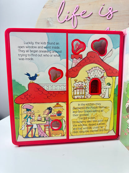 1984 Kenner Strawberry Shortcake Storybook Carrying Case