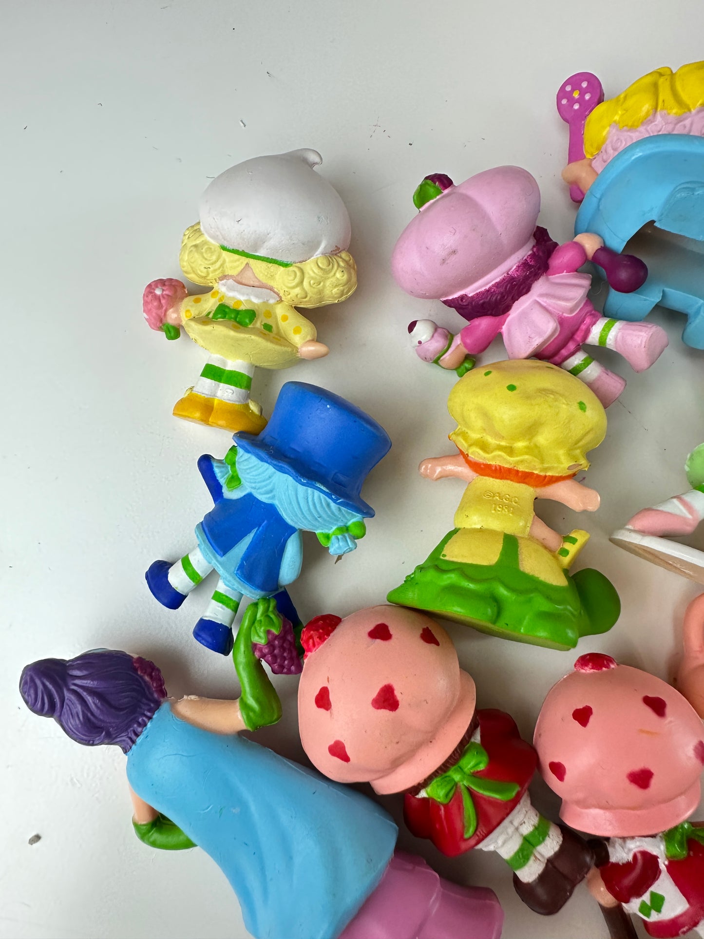 1980s Kenner Strawberry Shortcake Miniatures PVC Figures [Sold Separately]