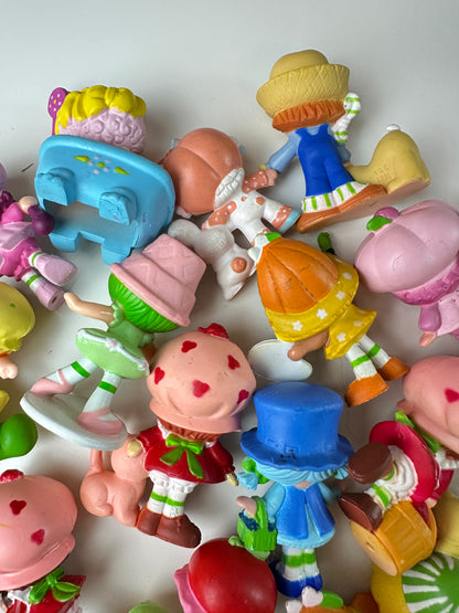 1980s Kenner Strawberry Shortcake Miniatures PVC Figures [Sold Separately]