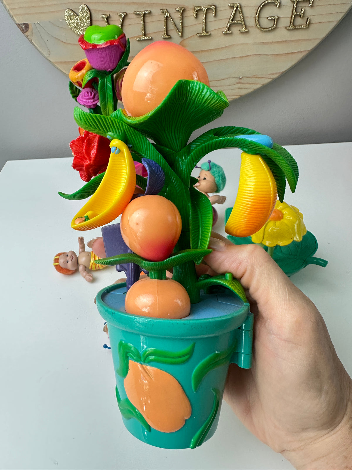 1998/1999 Trendmasters Dream Garden & Playmates Fuzzy Buzzies Lot