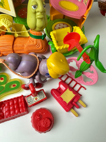 1980s Kenner Strawberry Shortcake Lot [Damaged]
