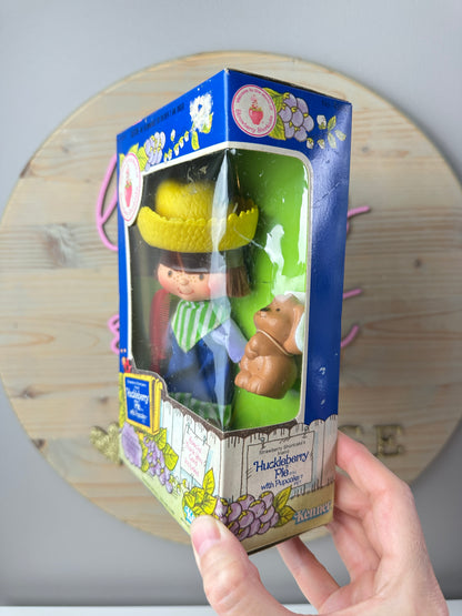 1982 Kenner Strawberry Shortcake Huckleberry Pie with Pupcake Doll NRFB Sealed
