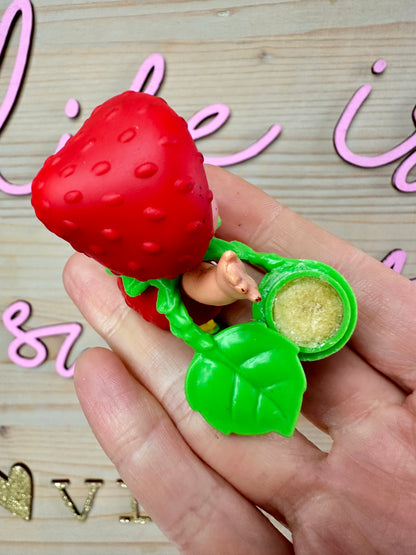 1985 Kenner Strawberry Shortcake Strawberrykin Critter w/ Full Pouch *Original*