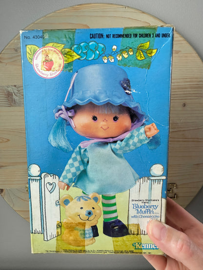 1982 Kenner Strawberry Shortcake Blueberry Muffin with Cheesecake Doll NRFB Sealed