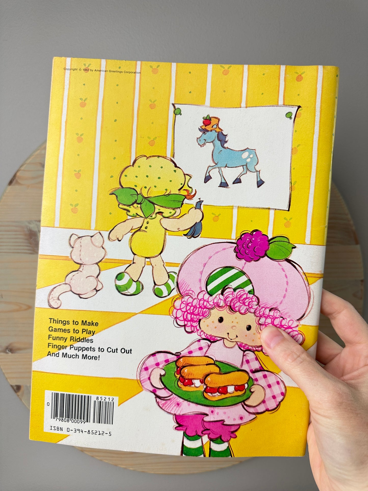 1982 Happy House AGC Strawberry Shortcake Busy Book Coloring & Activity Book