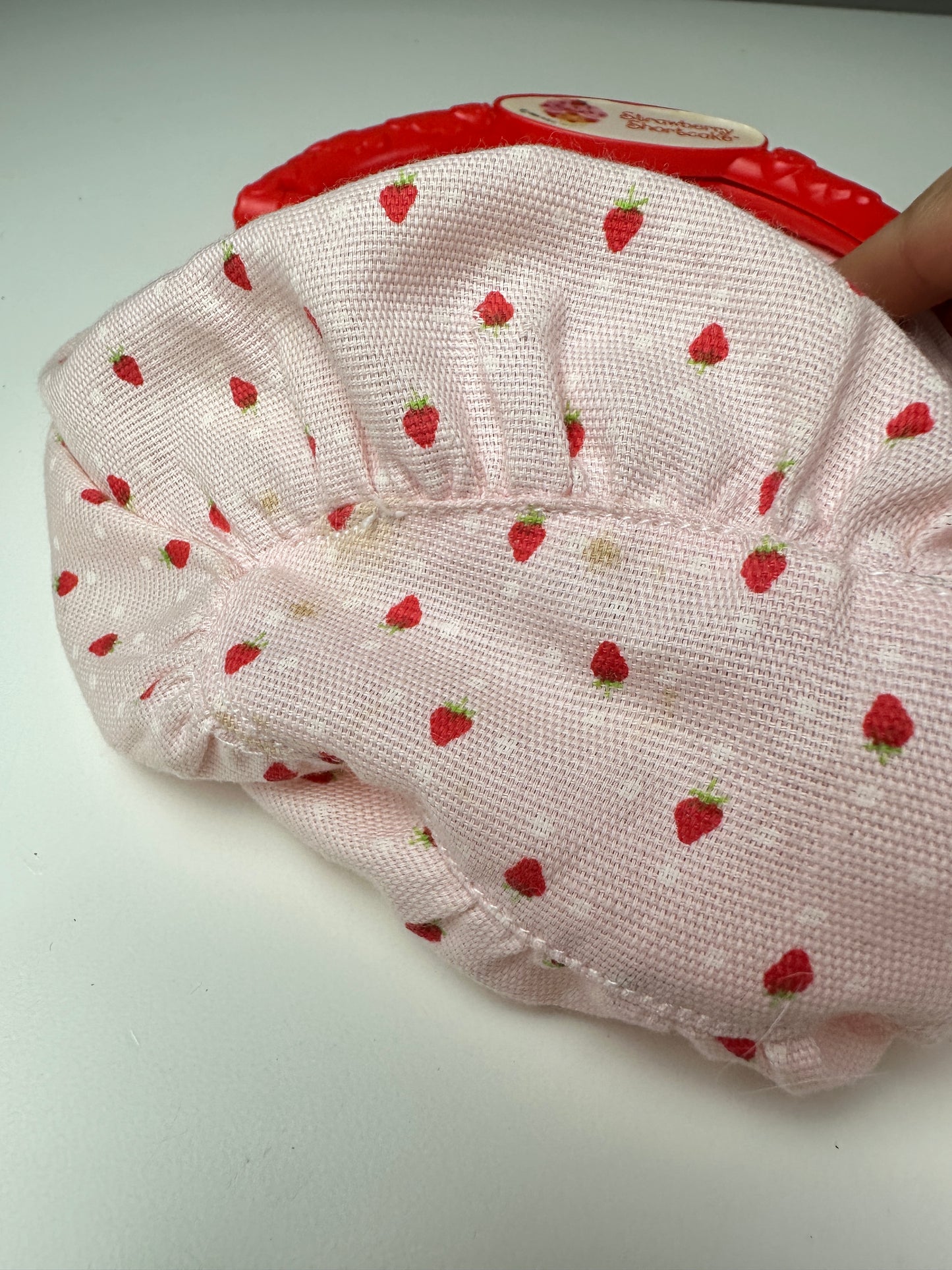 1980s Kenner Preschool Strawberry Shortcake Berry Grown Up Purse Playset