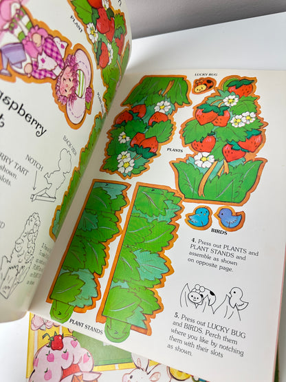 1980 Random House AGC Strawberry Shortcake Toy Book [Unused]