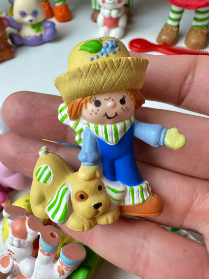 1980s Kenner Strawberry Shortcake Miniatures PVC Figures [Sold Separately]