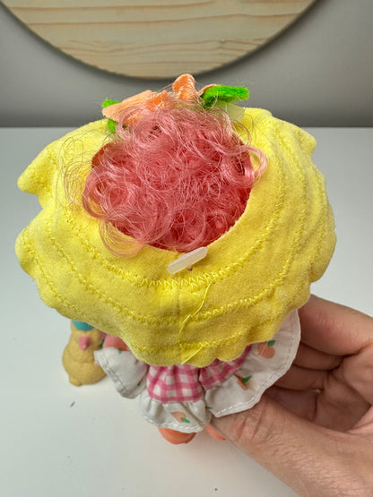 1984 Kenner Strawberry Shortcake Peach Blush with Melonie Belle Party Pleaser Doll *Berry Vault*