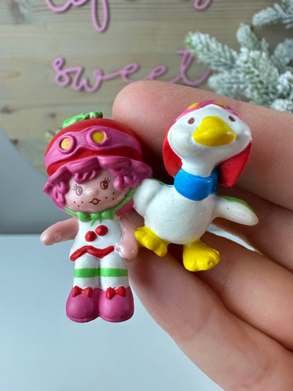 1984 Kenner Strawberry Shortcake Cherry Cuddler with Gooseberry Flying an Airplane Deluxe Mini PVC Figure *Berry Vault*