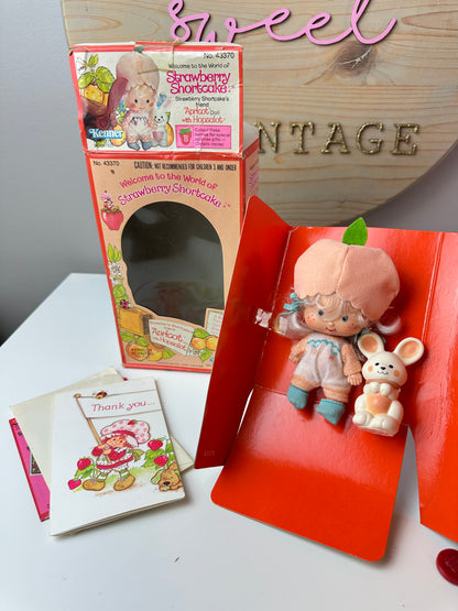 1980 Kenner Strawberry Shortcake Apricot with Hopsalot Doll