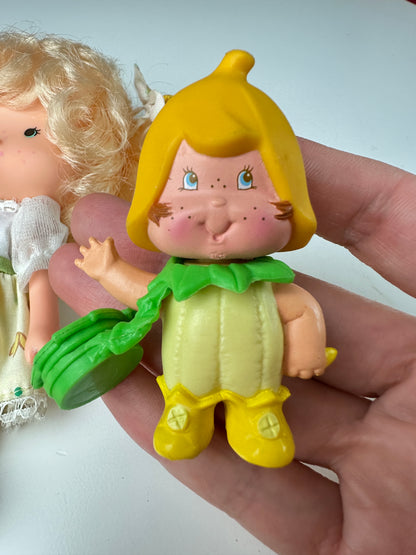 1985 Kenner Strawberry Shortcake Banana Twirl with Banana Berrykin Doll