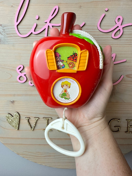 1981 Strawberry Shortcake Apple Dumplin' Musical Crib Toy RARE