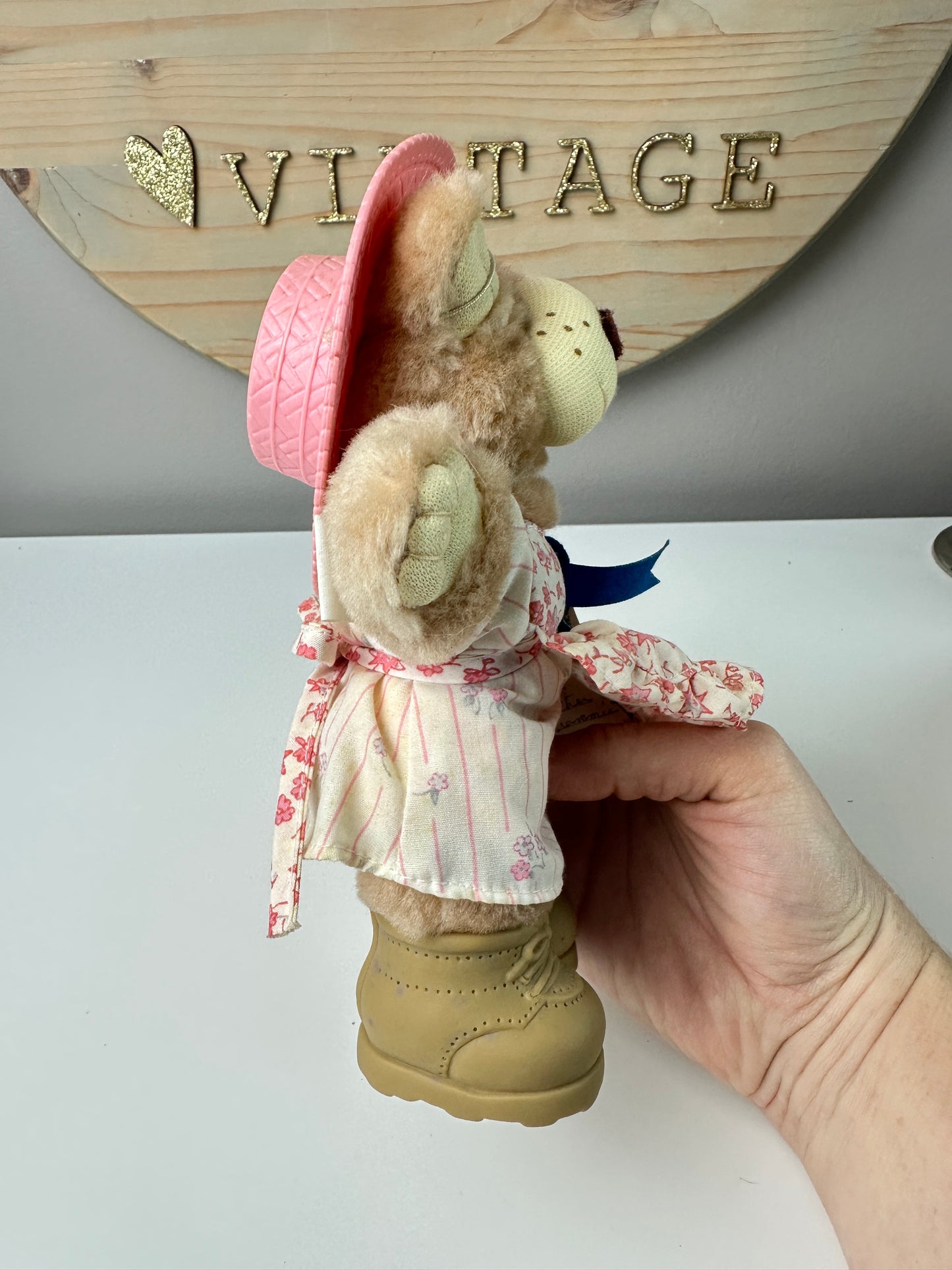 1986 Wendy's Hattie Furskin with Tag