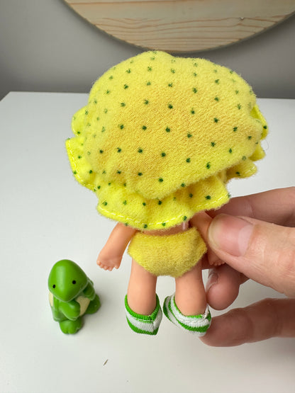 1982 Kenner Strawberry Shortcake Apple Dumplin' with Tea Time Turtle Doll