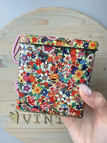 60s/70s Daher Floral Hinged Tin [England]