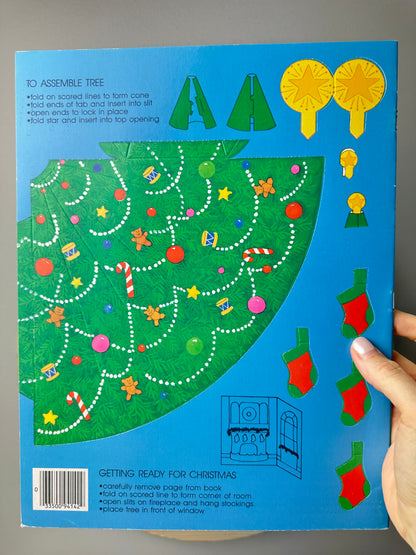 1984 Golden Christmas Bears Paperdoll Book Unused