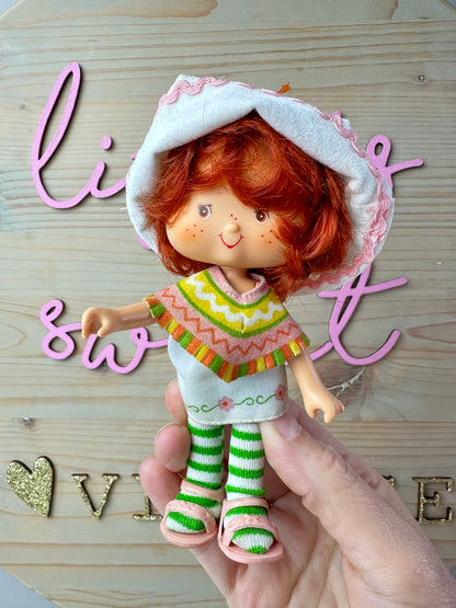 1983 Kenner Strawberry Shortcake Cafe Ole Doll