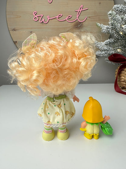 1985 Kenner Strawberry Shortcake Banana Twirl with Banana Berrykin Doll