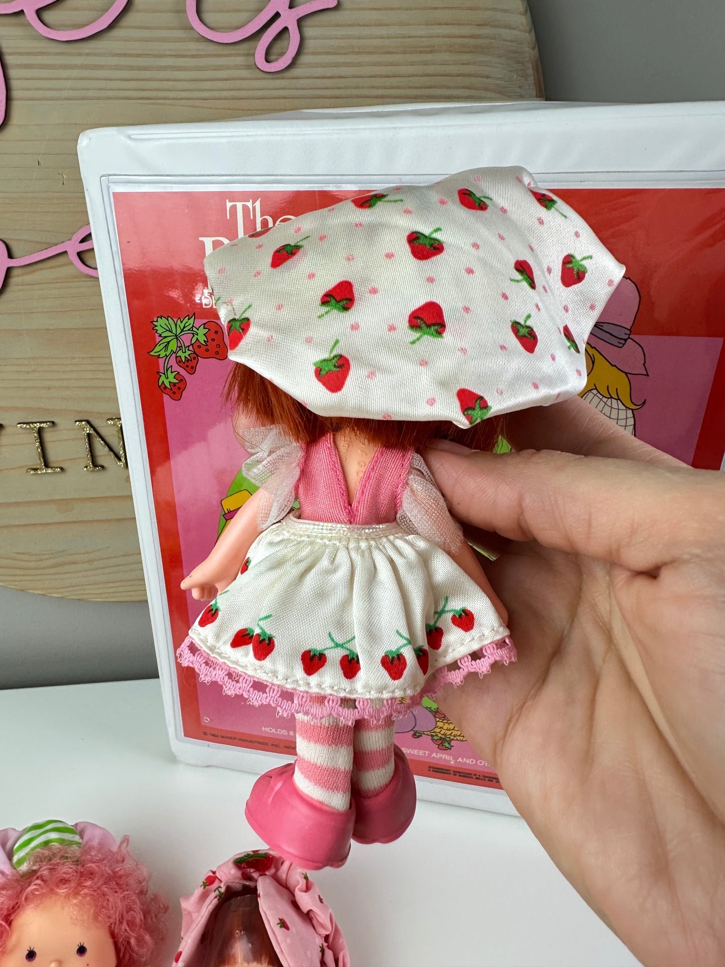 🎉 SHOP MY BINS 🎉 1980s Kenner Strawberry Shortcake Dolls Unplayed With [Sold Separately]
