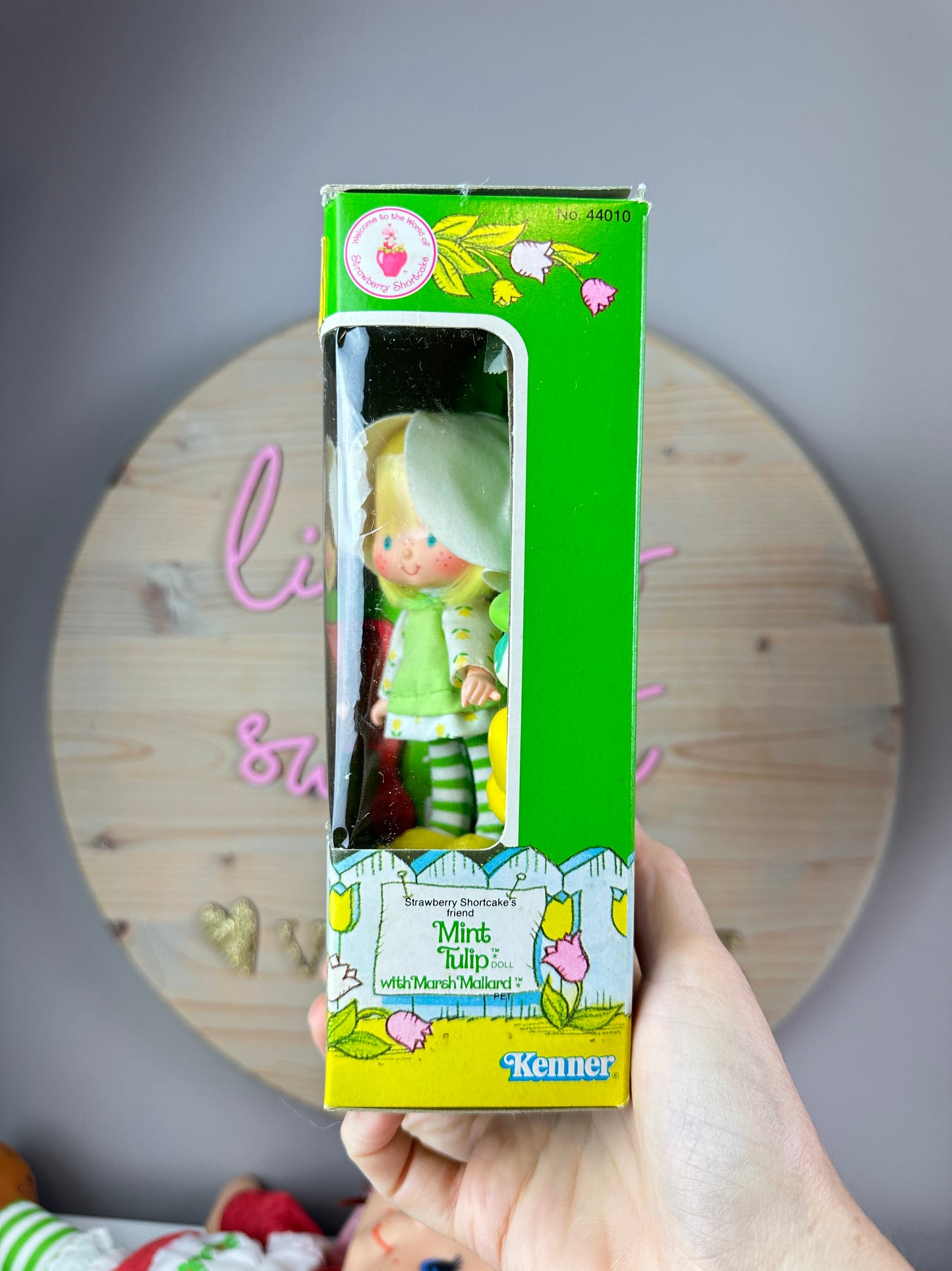 [RESERVED] 1983 Kenner Strawberry Shortcake Mint Tulip with Marsh Mallard Doll with Box