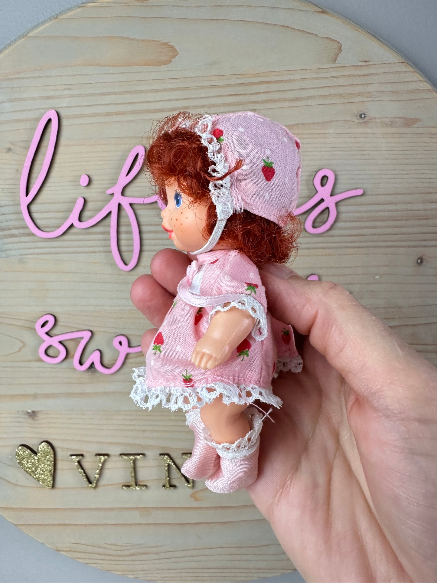 🎉 SHOP MY BINS 🎉 1980s Kenner Strawberry Shortcake Dolls Unplayed With [Sold Separately]