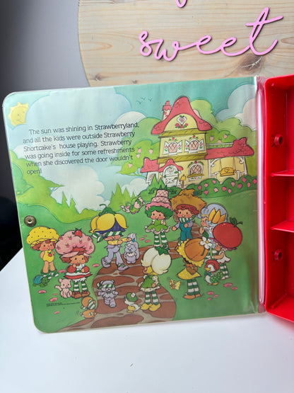 1984 Kenner Strawberry Shortcake Storybook Carry Case *Berry Vault*