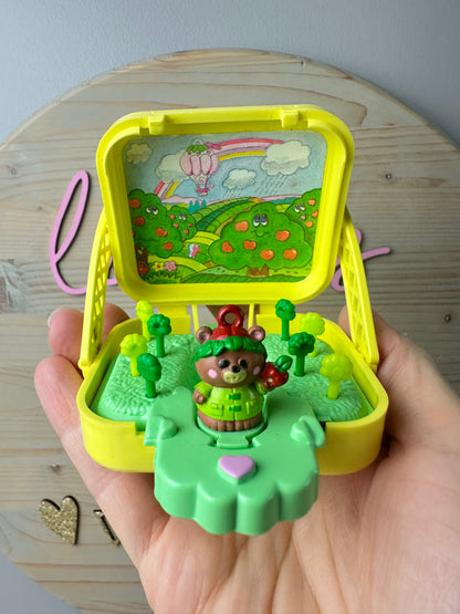 1984 Hasbro Charmkins Pocket Pops Mackintosh Bear #2
