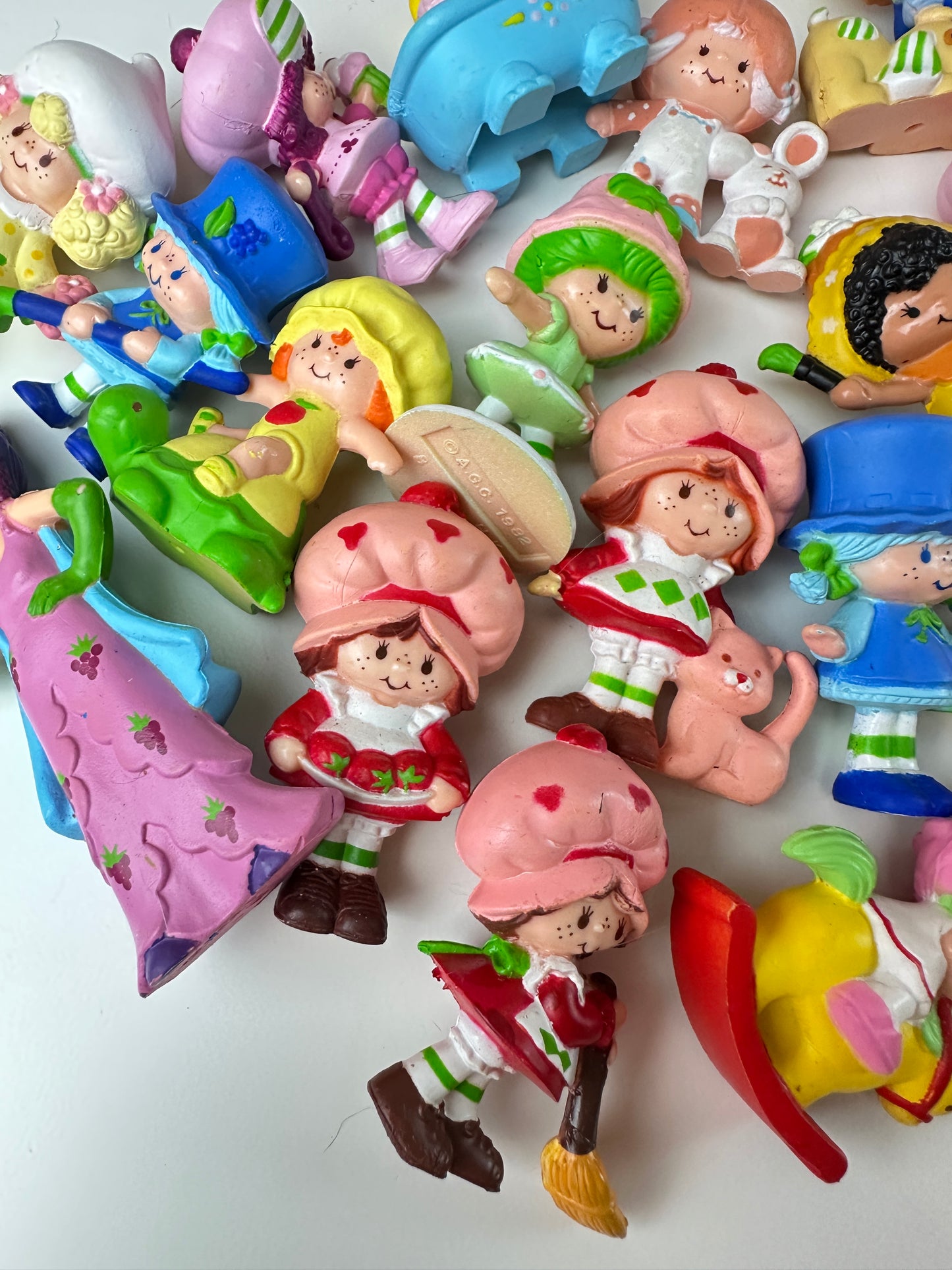 1980s Kenner Strawberry Shortcake Miniatures PVC Figures [Sold Separately]