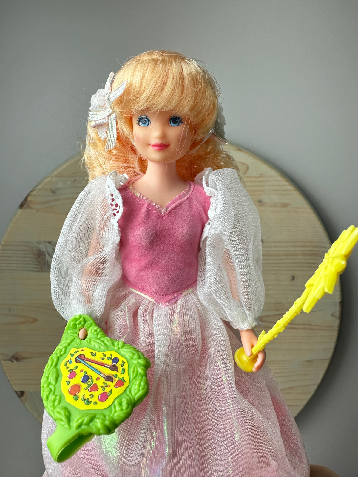 1985 Kenner Strawberry Shortcake Plum Berry Berrykin Princess Doll *Berry Vault*