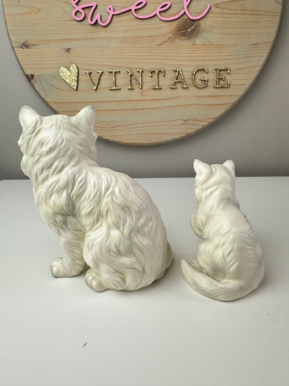 Vintage Cat and Kitten Porcelain