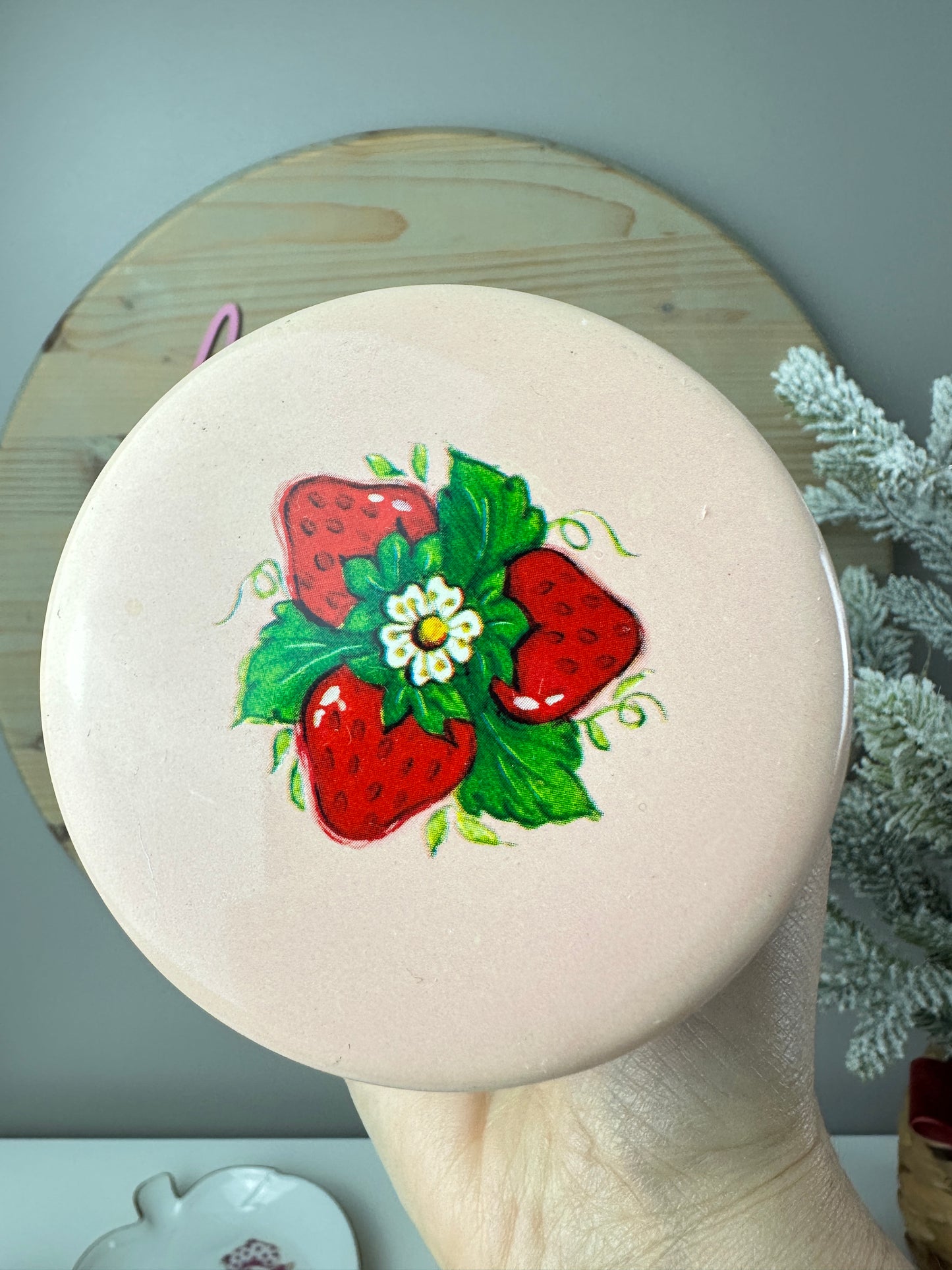 1980s Strawberry Shortcake Pink Tin