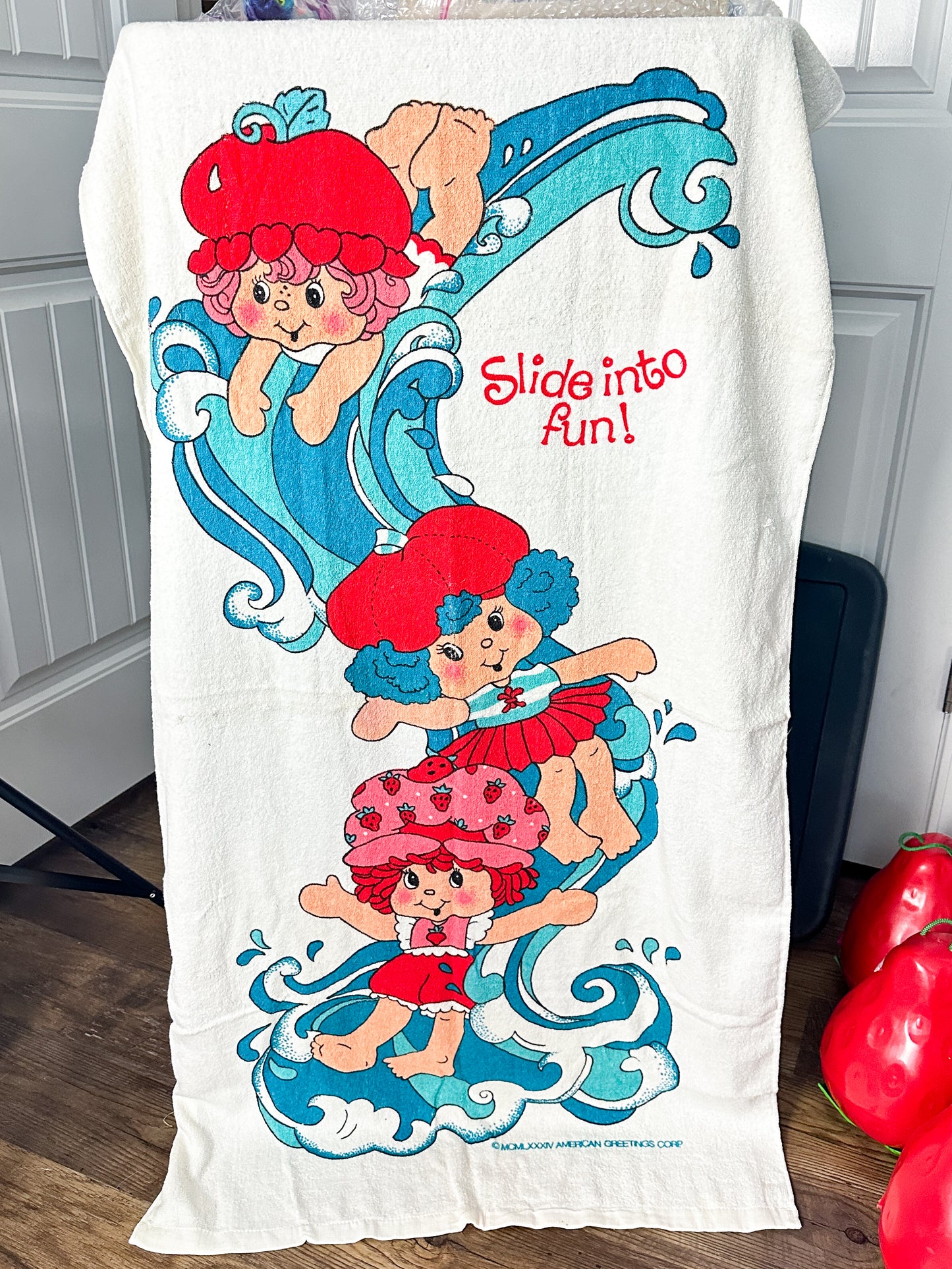 1984 Strawberry Shortcake Beach Towel RARE Featuring Crepe Suzette