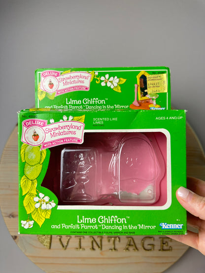 1983 Kenner Strawberry Shortcake Deluxe Miniature Sets [Sold Separately] *Berry Vault^