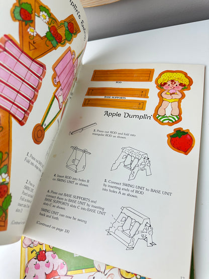 1980 Random House AGC Strawberry Shortcake Toy Book [Unused]