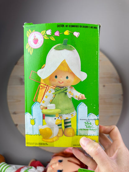 [RESERVED] 1983 Kenner Strawberry Shortcake Mint Tulip with Marsh Mallard Doll with Box