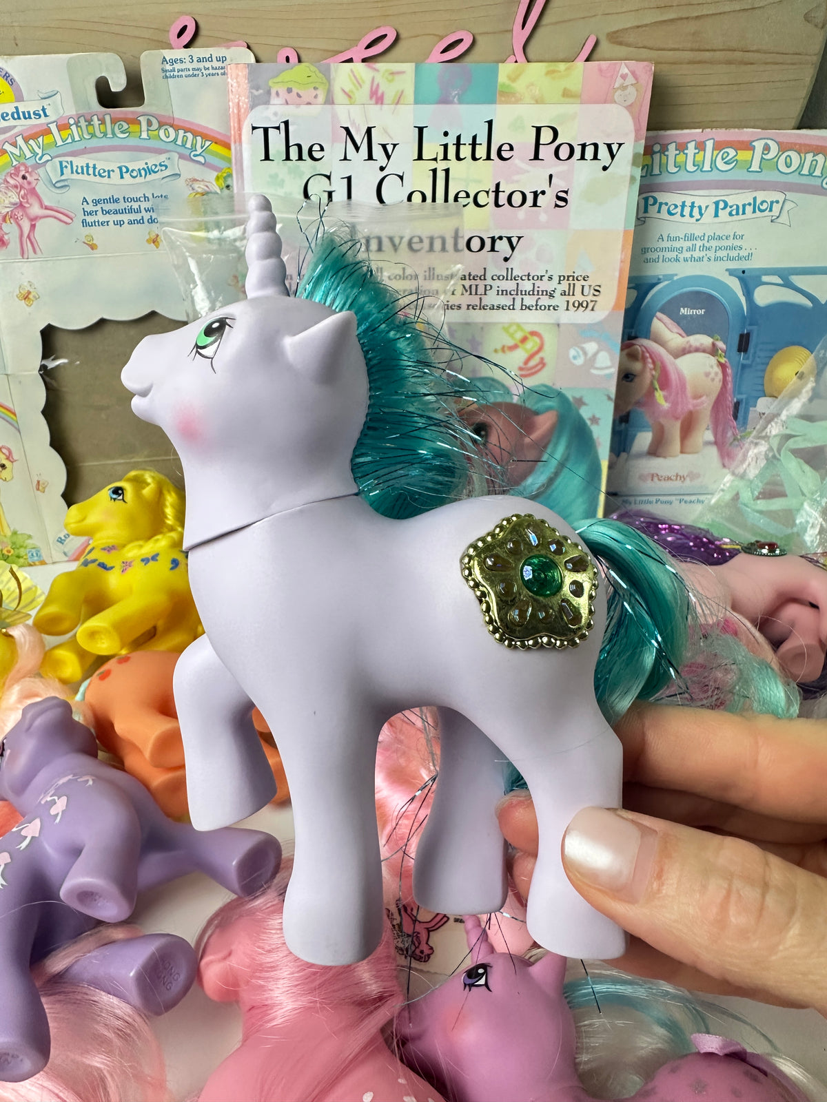 1980s G1 My Little Pony Lot with Accessories & Guide *Berry Vault*