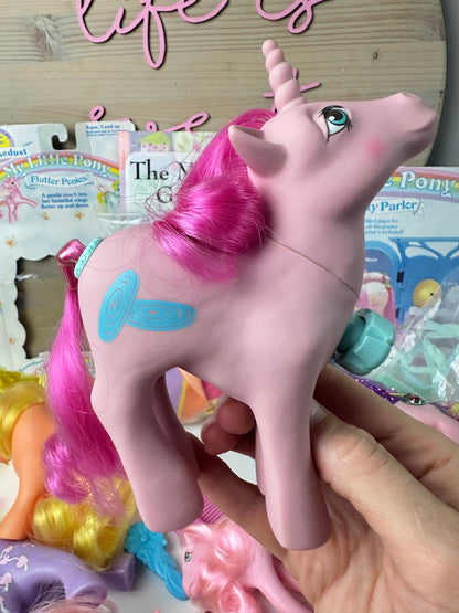 1980s G1 My Little Pony Lot with Accessories & Guide *Berry Vault*