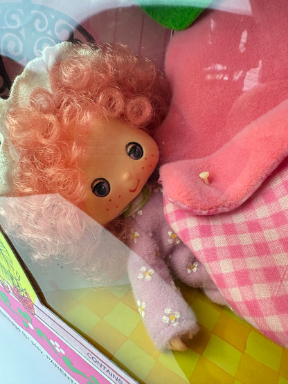 1984 Kenner Strawberry Shortcake Raspberry Tart Sleeper Doll NRFB
