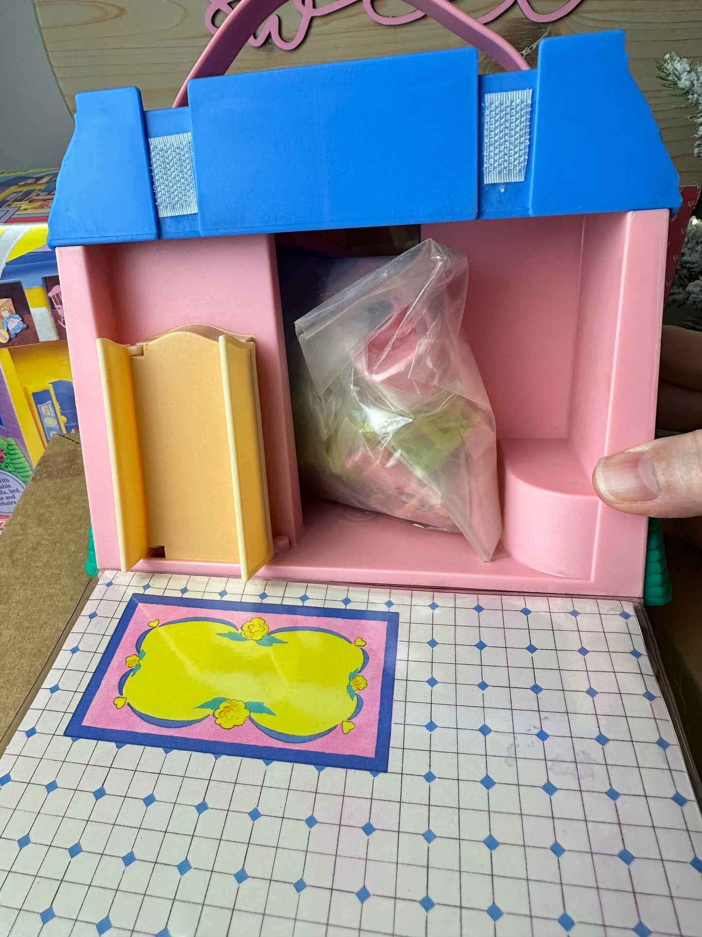 1991 Galoob My Prettiest Little Dollhouse in Box MIB