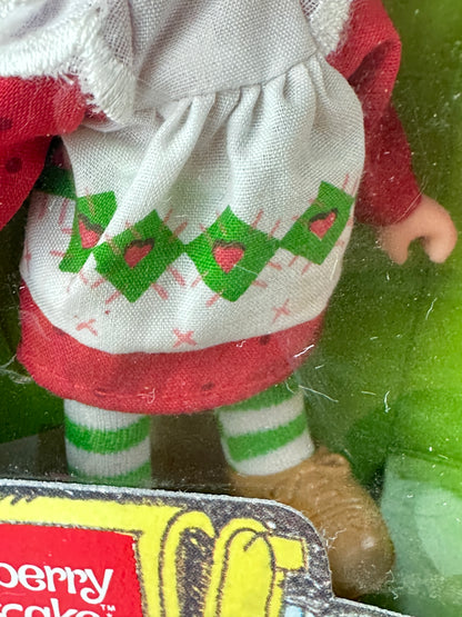 1982 Kenner Strawberry Shortcake with Custard Doll NRFB Sealed