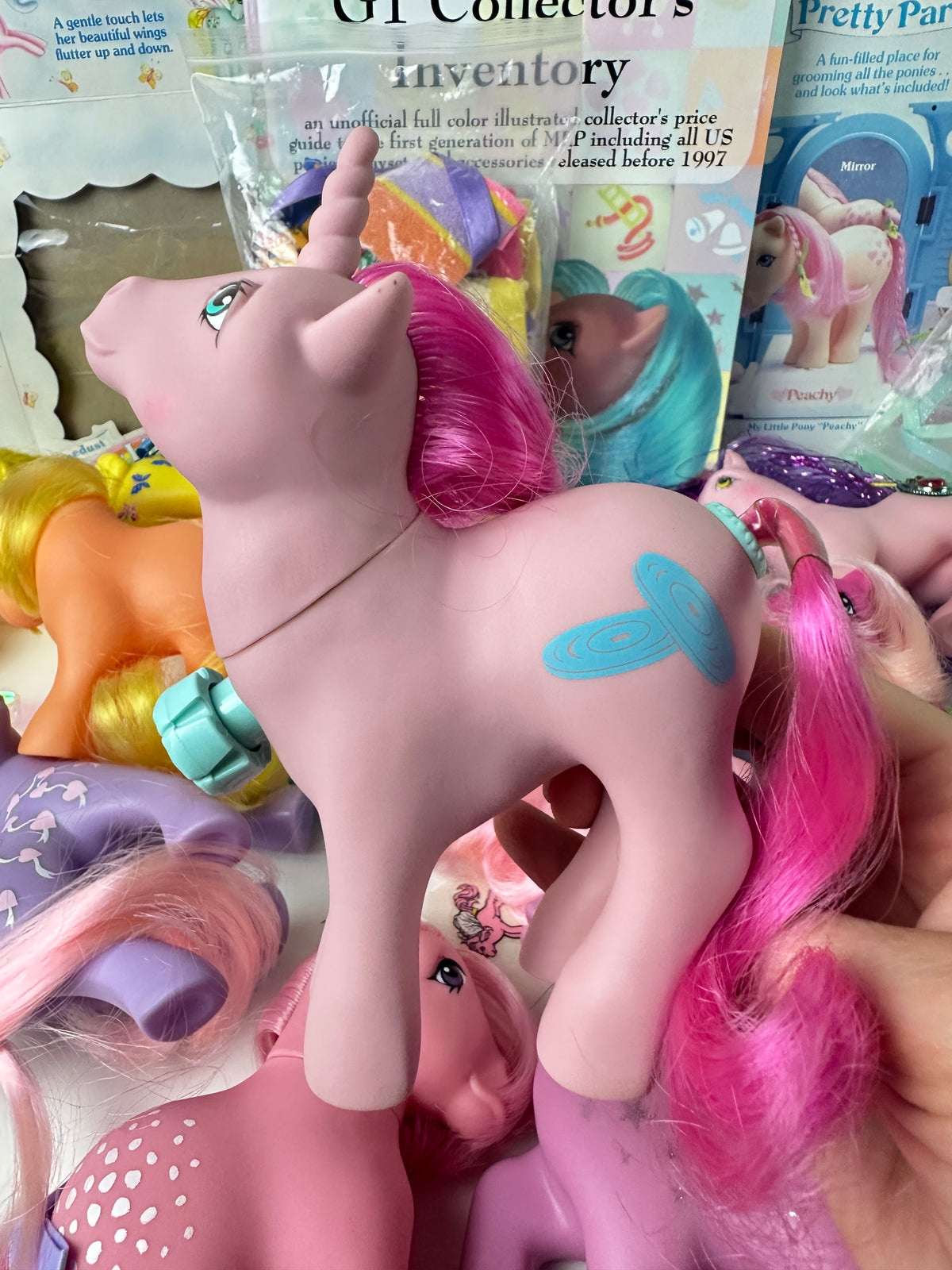 1980s G1 My Little Pony Lot with Accessories & Guide *Berry Vault*