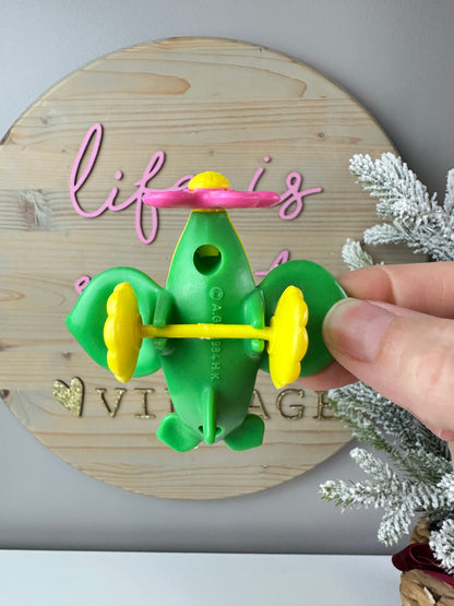 1984 Kenner Strawberry Shortcake Cherry Cuddler with Gooseberry Flying an Airplane Deluxe Mini PVC Figure *Berry Vault*