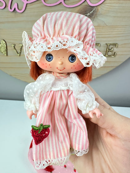 1984 Kenner Strawberry Shortcake with Custard Sweet Sleeper Doll with Sleeping Bag