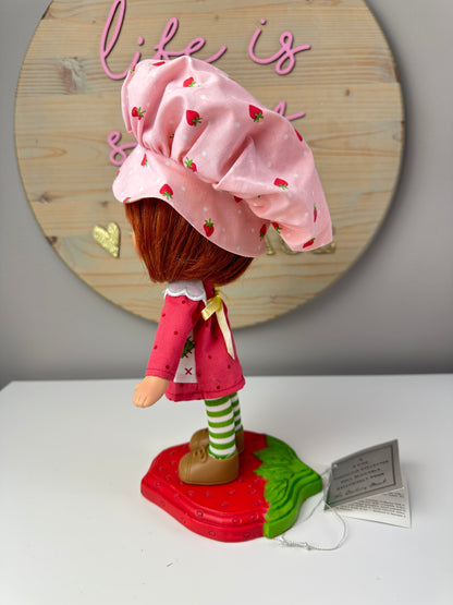 2004 Danbury Mint Strawberry Shortcake Doll