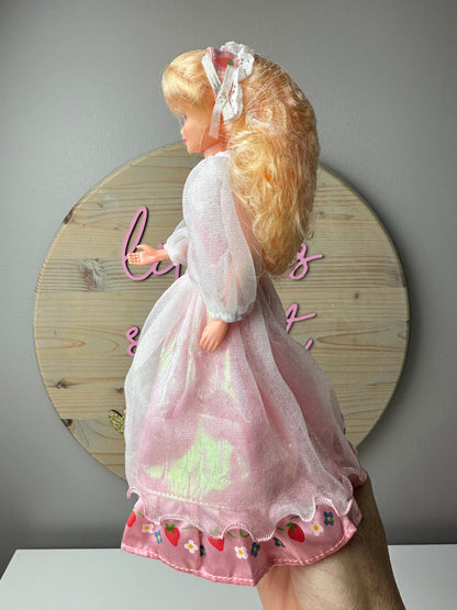 1985 Kenner Strawberry Shortcake Plum Berry Berrykin Princess Doll *Berry Vault*