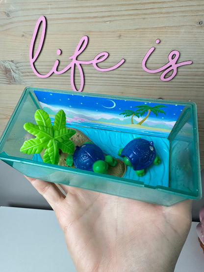 1992 Kenner Littlest Pet Shop Turtle Tank Playset