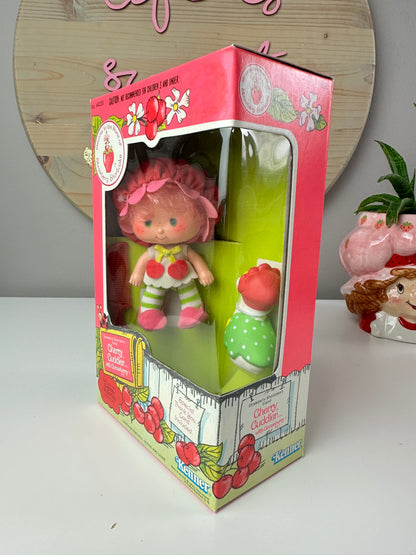 1982 Kenner Strawberry Shortcake Cherry Cuddler with Gooseberry Doll NRFB Sealed *Berry Vault*