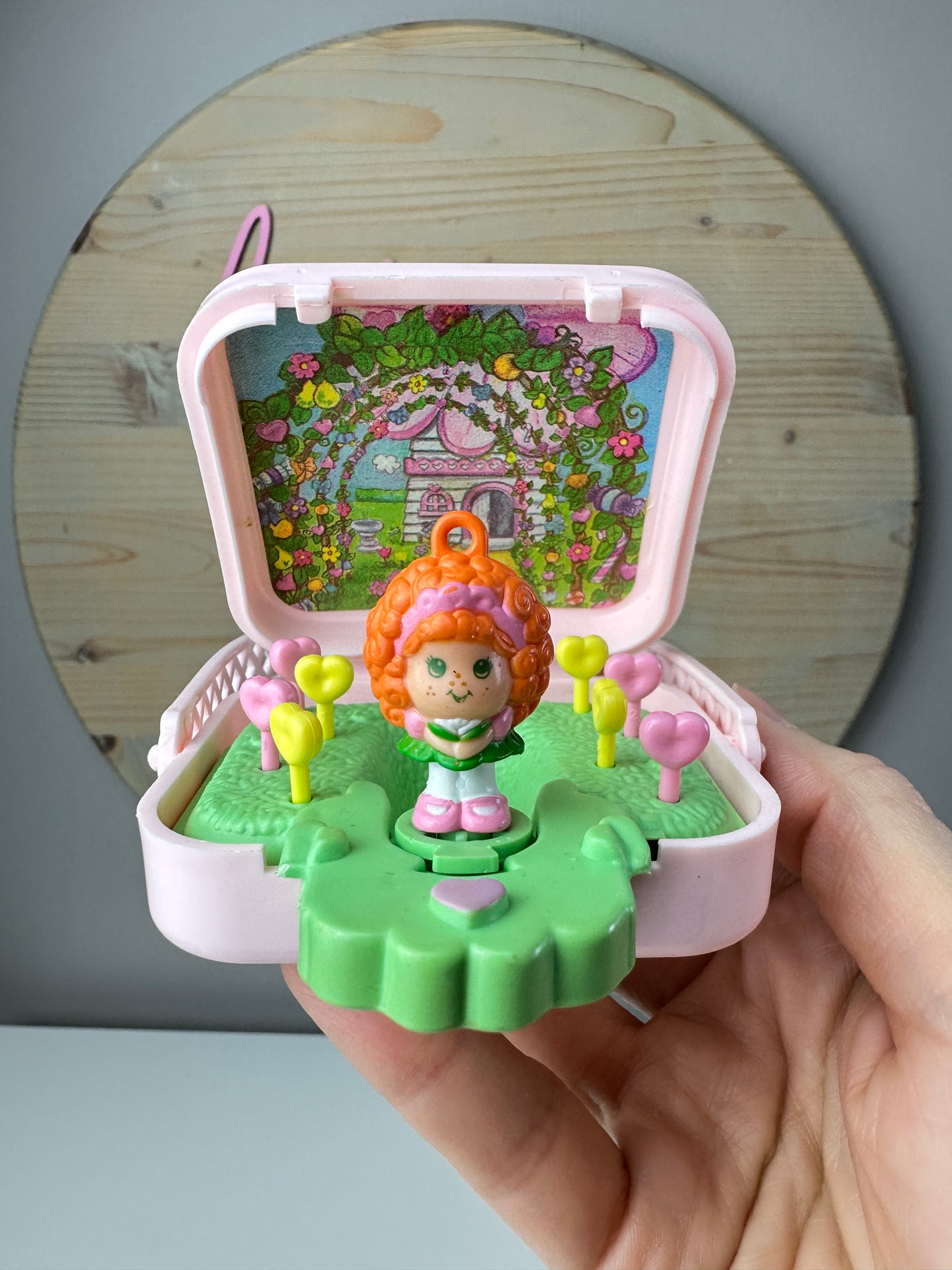 1984 Hasbro Charmkins Pocket Pops Freckle Face